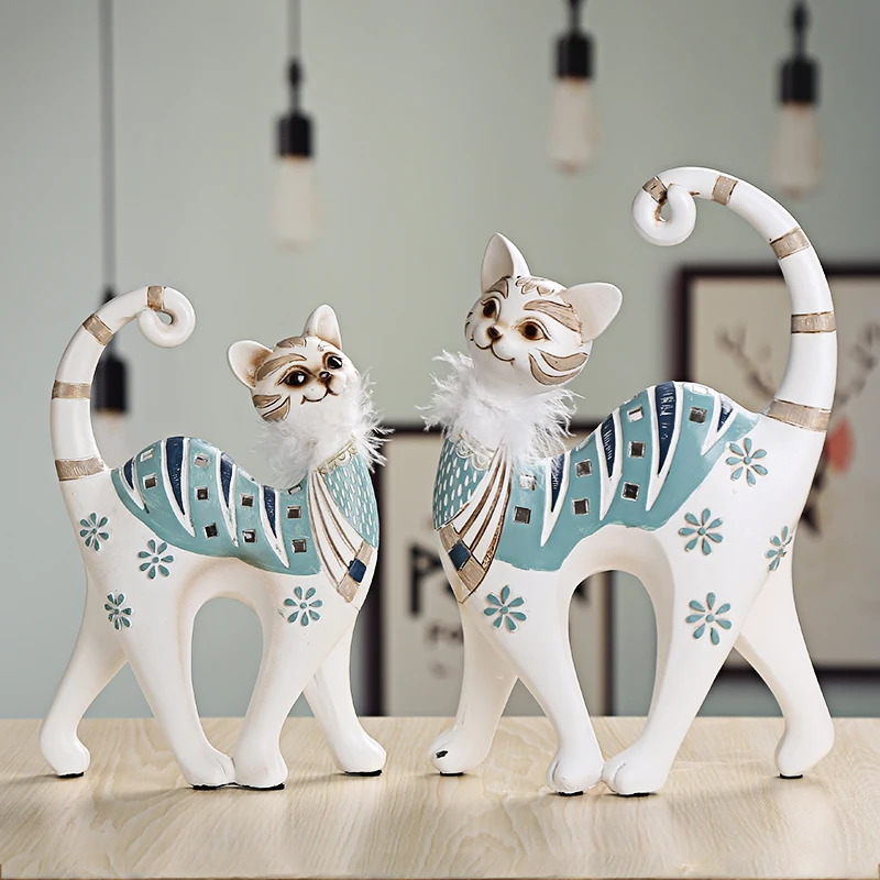 Scarf Couple Cat Statue Hand Painted Resin Kitty Lovers Sculpture Pet Art Ornament Wedding Gift Valentine's Day Decoration Craft
Scarf Couple Cat Statue Hand Painted Resin Kitty Lovers Sculpture Pet Art Ornament Wedding Gift Valentine's Day Decoration Craft