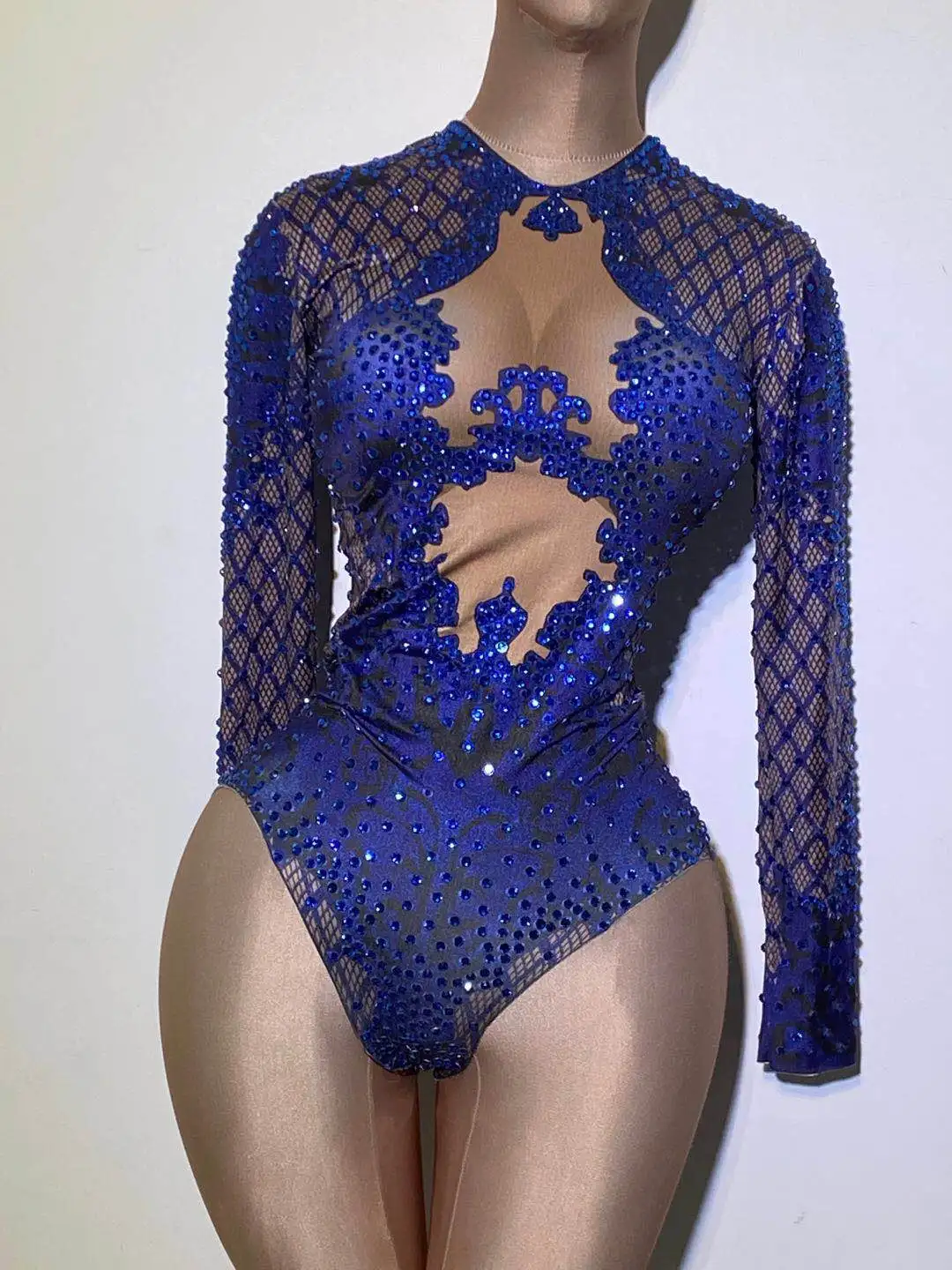 Female Club Showgirl Stage Leotard Costume Sexy Blue Print Rhinestone Dancer Bodysuit Women Long Sleeve Elastic Crystal Jumpsuit
Female Club Showgirl Stage Leotard Costume Sexy Blue Print Rhinestone Dancer Bodysuit Women Long Sleeve Elastic Crystal Jumpsuit