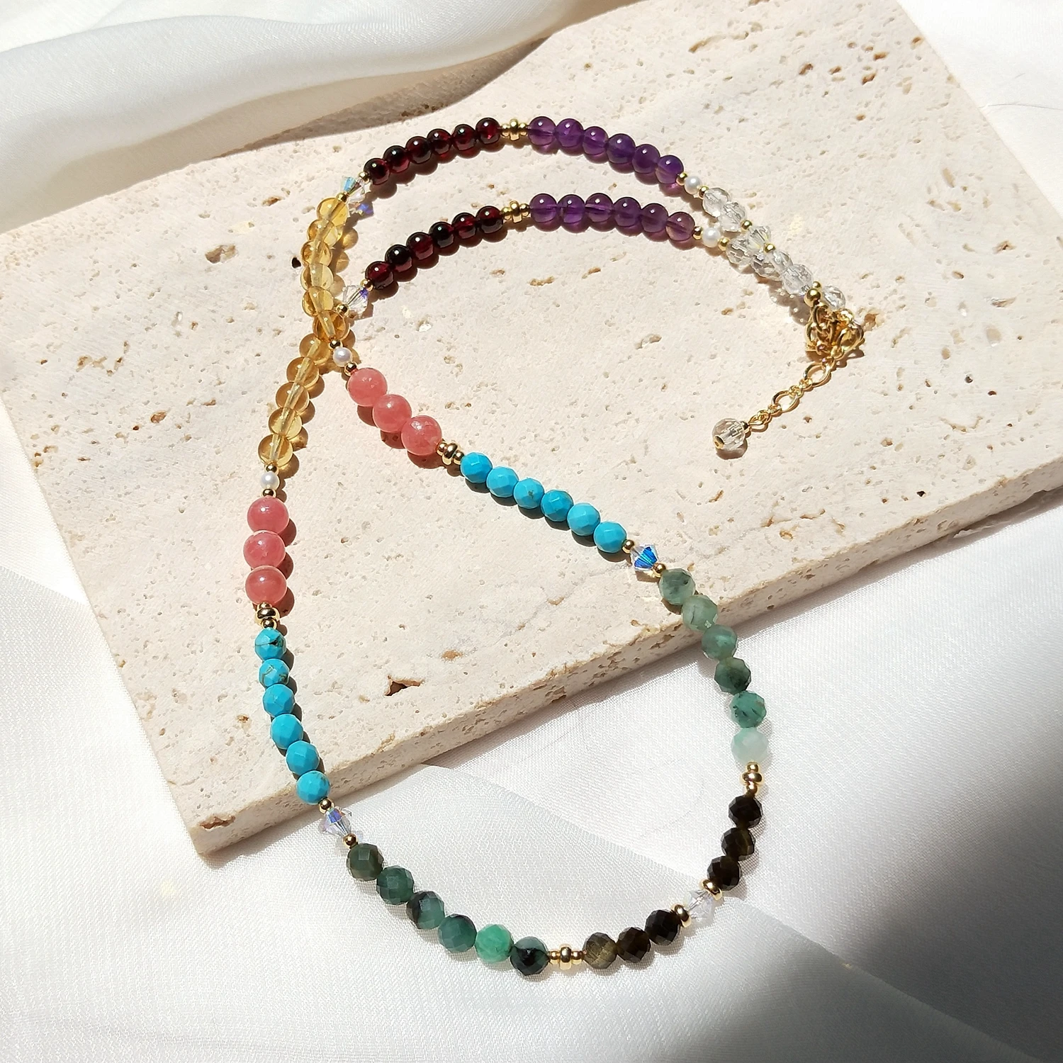 Lii Ji Multi Stone аметист, цитрин, гранат, жемчуг и т. д. Ожерелье из австрийского хрусталя, 4-5 мм, 14-каратное золото, 45 + 4 см, женские Украшения
Lii Ji Multi Stone аметист, цитрин, гранат, жемчуг и т. д. Ожерелье из австрийского хрусталя, 4-5 мм, 14-каратное золото, 45 + 4 см, женские Украшения