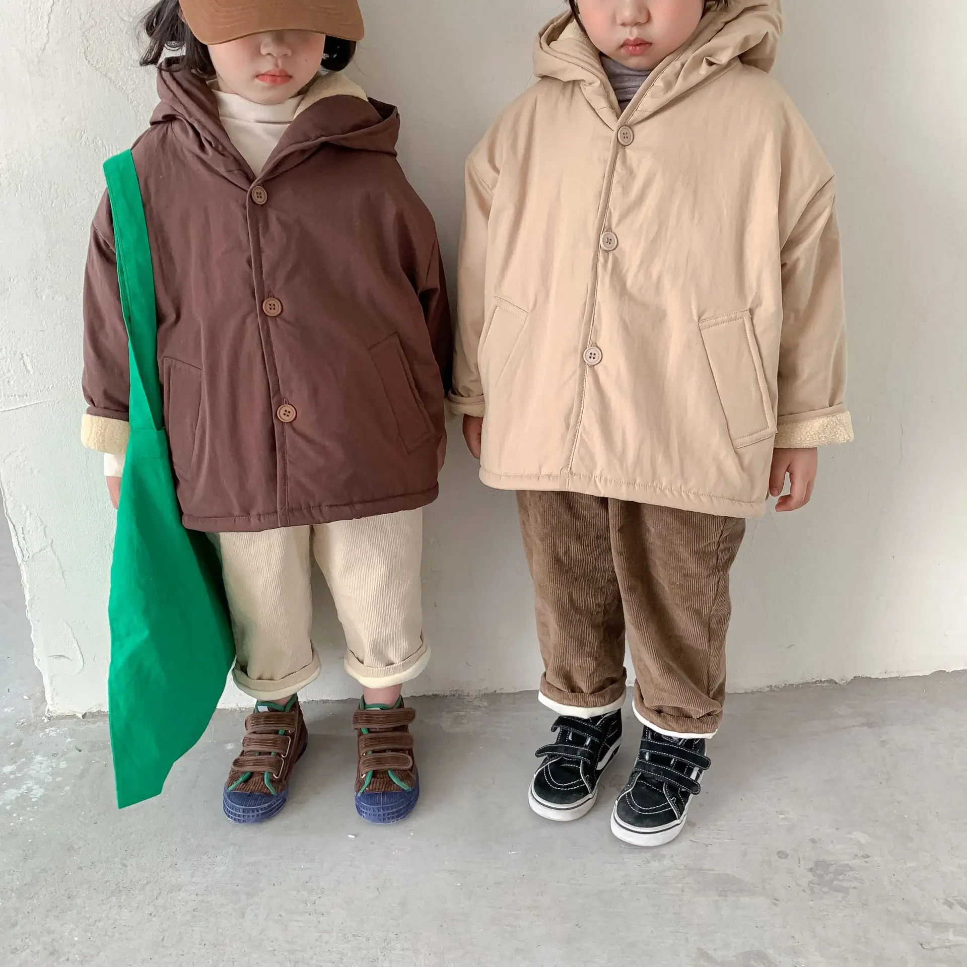 Children's Winter Short Hooded Cotton Jacket Boys And Girls Baby Plush Thickened Cotton Jacket
Children's Winter Short Hooded Cotton Jacket Boys And Girls Baby Plush Thickened Cotton Jacket
