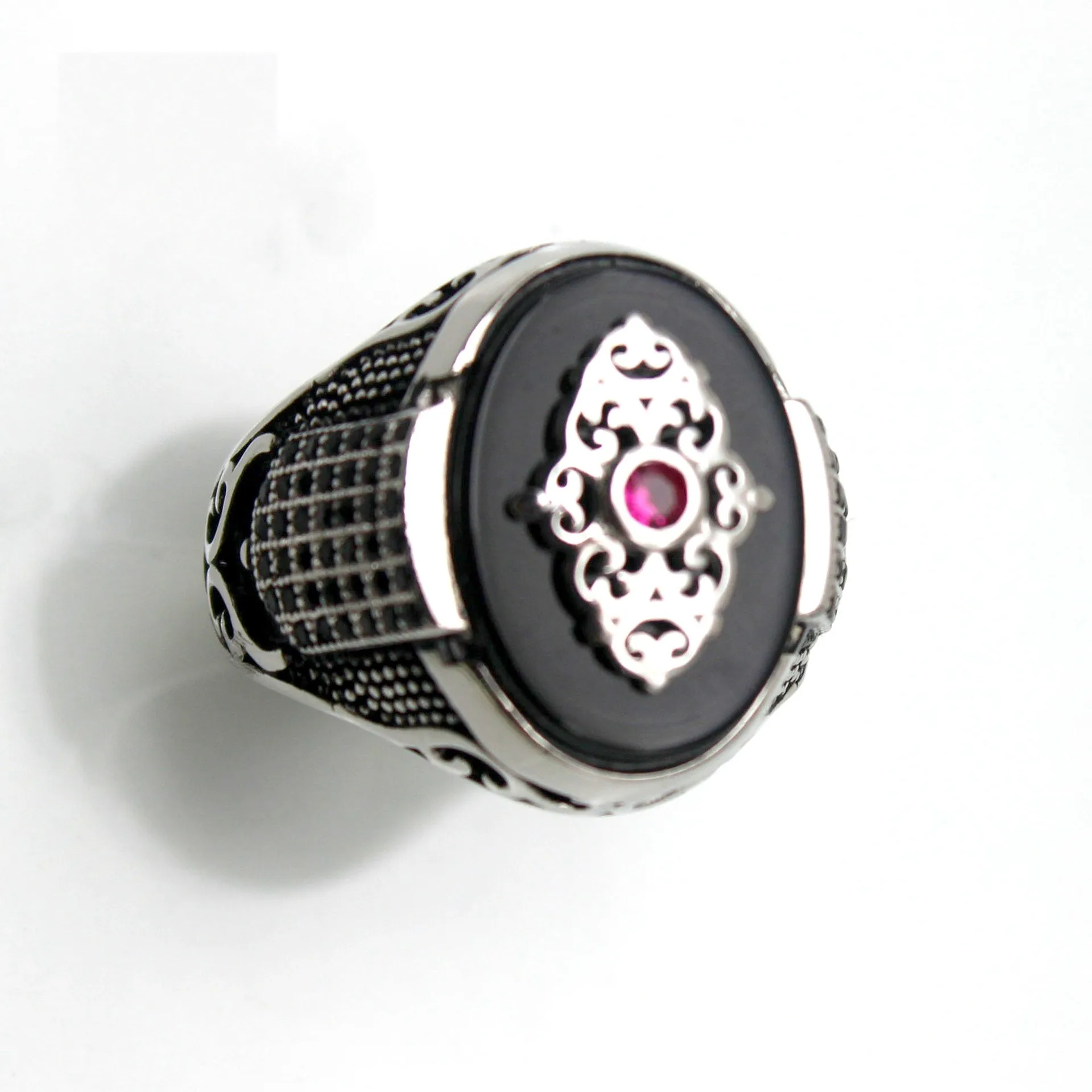 100% S925 sterling silver European and American personality fashion black gemstone Middle East natural agate men rin
100% S925 sterling silver European and American personality fashion black gemstone Middle East natural agate men rin