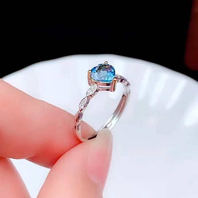 KJJEAXCMY Кольцо из стерлингового серебра 925 пробы для женщин, инкрустированный натуральным лондонским синим топазом, регулируемое кольцо в форме сердца, ювелирные изделия, подарок
KJJEAXCMY Кольцо из стерлингового серебра 925 пробы для женщин, инкрустированный натуральным лондонским синим топазом, регулируемое кольцо в форме сердца, ювелирные изделия, подарок