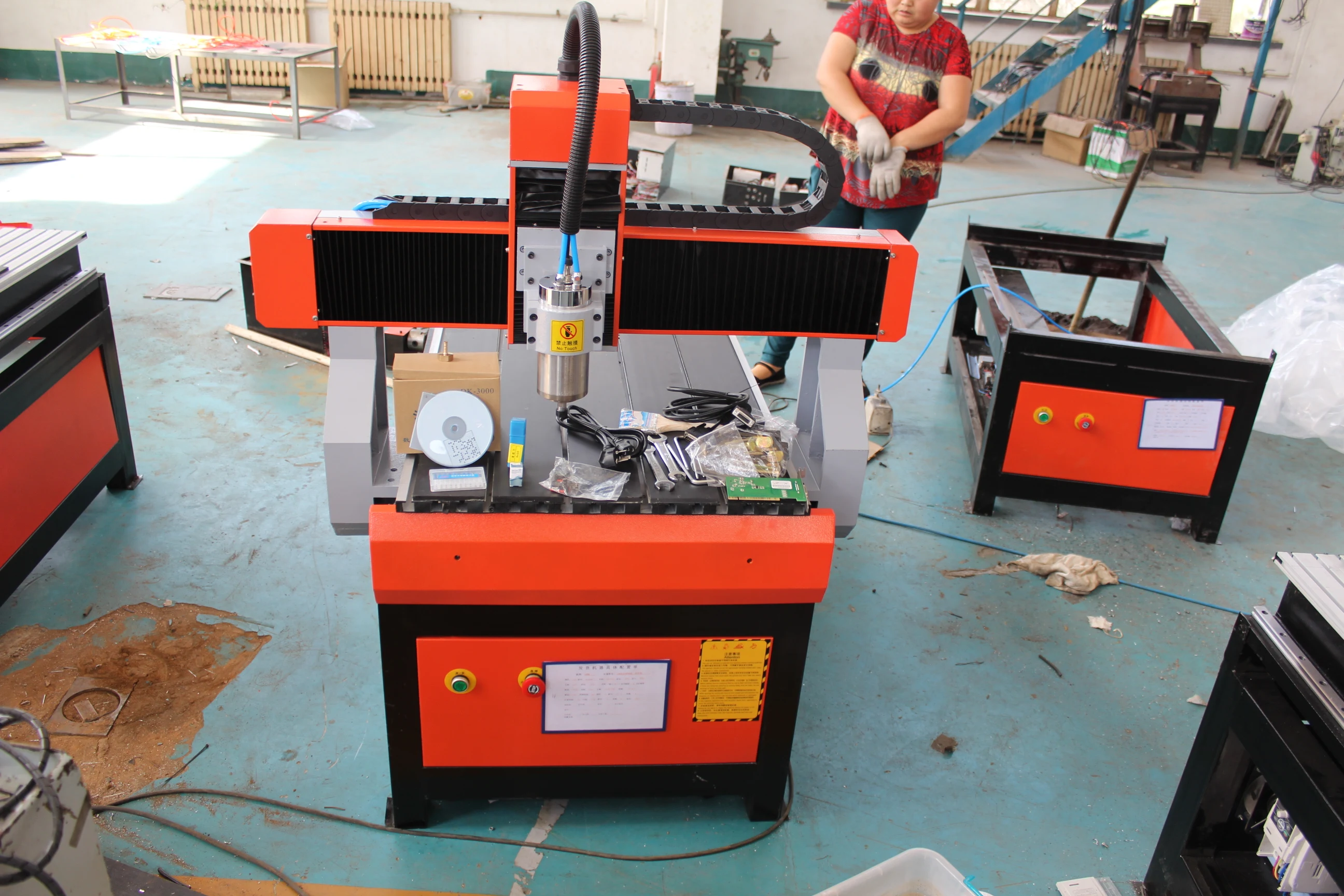 ROBOTEC mini cnc router 4 axis 3d cnc router 6090 cnc router frame with good price
ROBOTEC mini cnc router 4 axis 3d cnc router 6090 cnc router frame with good price