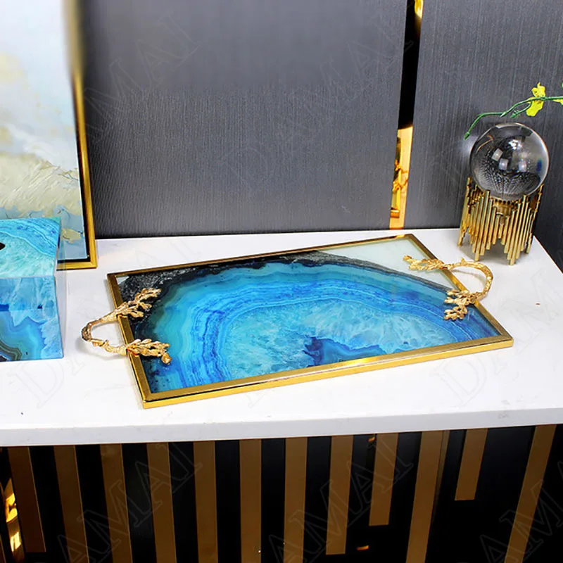 European Agate Storage Trays Creativity Gilded Craft Cosmetic Container Living Room Desktop Tableware Organizer Home Decoration
European Agate Storage Trays Creativity Gilded Craft Cosmetic Container Living Room Desktop Tableware Organizer Home Decoration