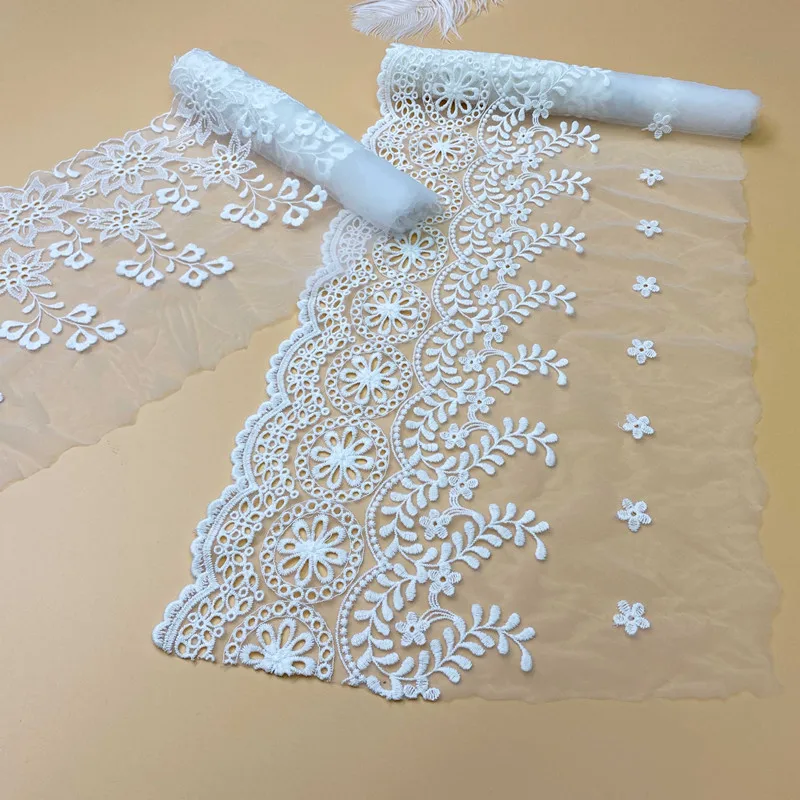 20Yards Exquisite White Flower Embroidered Mesh Tulle Lace Trimmings for Curtain Table Laces Fabric DIY Sewing Sofa Curtain
20Yards Exquisite White Flower Embroidered Mesh Tulle Lace Trimmings for Curtain Table Laces Fabric DIY Sewing Sofa Curtain