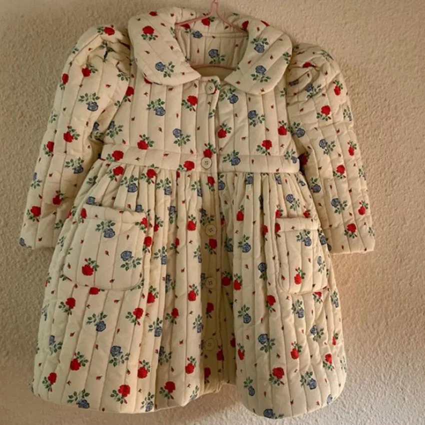 Baby girl autumn winter vintage floral cotton padded outwear kids thick warm long coat
Baby girl autumn winter vintage floral cotton padded outwear kids thick warm long coat