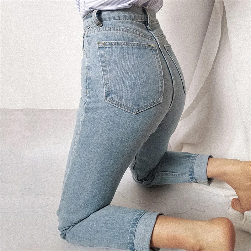 2022 Casual High Waist Mom Jeans Women Boyfriends Straight Jeans Femme 100% Cotton Loose Vintage Denim pants Vaqueros Mujer
2022 Casual High Waist Mom Jeans Women Boyfriends Straight Jeans Femme 100% Cotton Loose Vintage Denim pants Vaqueros Mujer