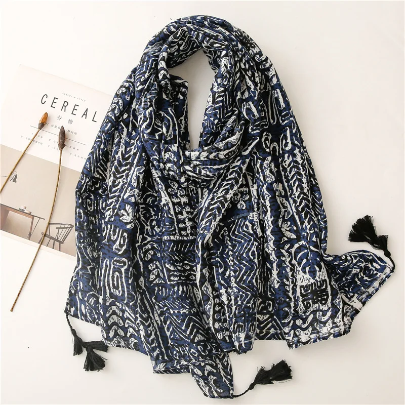 2021 Fashion Vintage Flower Print Tassel Scarf Shawls Warm Hijab Wrap Wholesale 10pcs/LOT
2021 Fashion Vintage Flower Print Tassel Scarf Shawls Warm Hijab Wrap Wholesale 10pcs/LOT