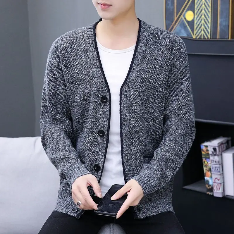 Cardigan Mens Sweaters Autumn Spring Men Casual Cardigan Jacket Solid Color Knitting Outwear V-neck Male Coats Clothing MY658
Cardigan Mens Sweaters Autumn Spring Men Casual Cardigan Jacket Solid Color Knitting Outwear V-neck Male Coats Clothing MY658