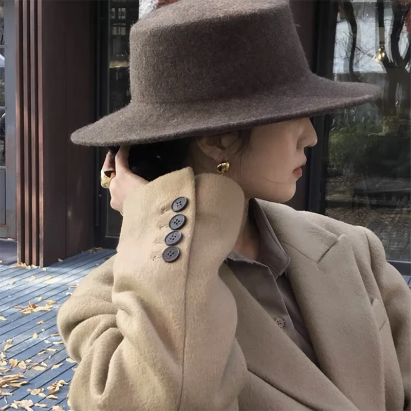 New Classic 100% Wool Soft Felt Pork Pie Hat Fedora For Men Women Autumn Winter Wool Hat Wide Brim Korean Fashion Girl Cap Hat
New Classic 100% Wool Soft Felt Pork Pie Hat Fedora For Men Women Autumn Winter Wool Hat Wide Brim Korean Fashion Girl Cap Hat