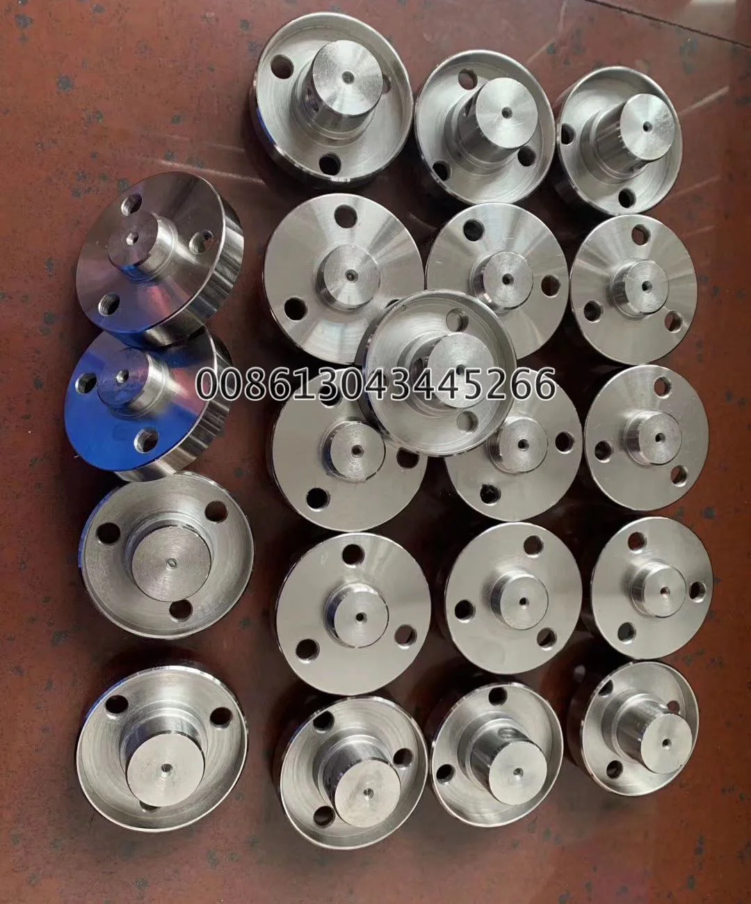 1 шт. 71.030.205 Heidelberg XL105 CD102 SM102 водяная роликовая головка из нержавеющей стали
1 шт. 71.030.205 Heidelberg XL105 CD102 SM102 водяная роликовая головка из нержавеющей стали