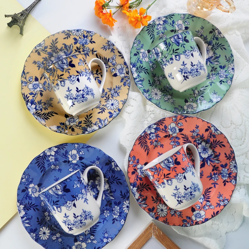 Ceramic plates Western food plates Home breakfast plates Four-color European creative personality mug set gold plates
Ceramic plates Western food plates Home breakfast plates Four-color European creative personality mug set gold plates