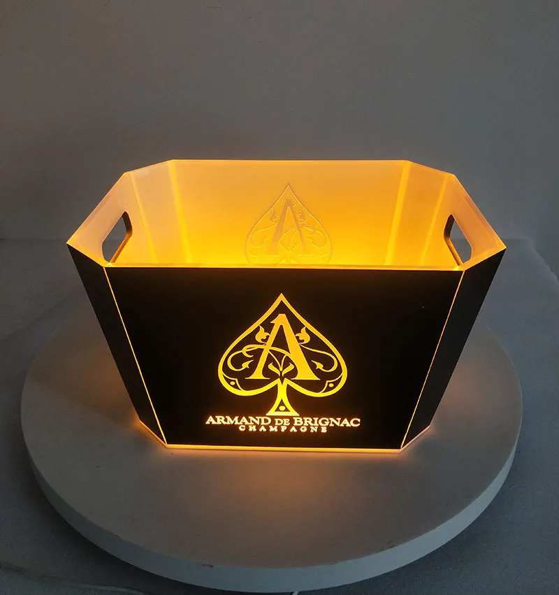 Customized Logo Rechargeable Color Flashing Acrylic Boat Shape Beer Wine Bottle Cooler LED Ice Bucket
Customized Logo Rechargeable Color Flashing Acrylic Boat Shape Beer Wine Bottle Cooler LED Ice Bucket