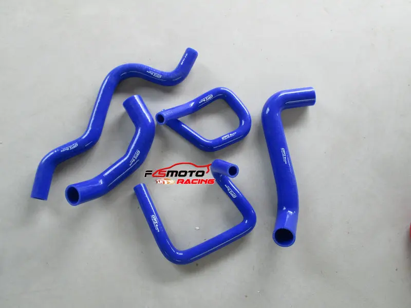 Silicone Radiator Heater Hose For Ford Falcon BA BF XR6 Turbo Green/Red/Blue/White/Black/Yellow/Orange
Silicone Radiator Heater Hose For Ford Falcon BA BF XR6 Turbo Green/Red/Blue/White/Black/Yellow/Orange