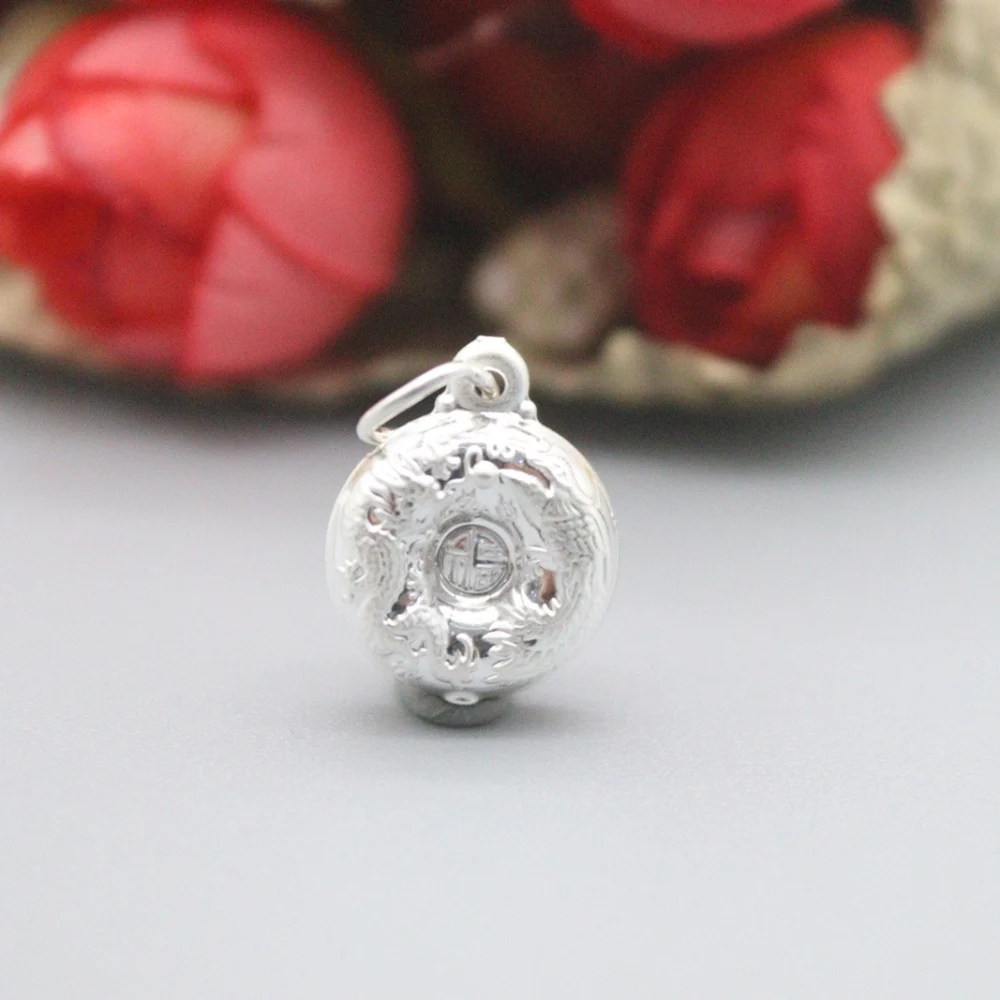 5PCS New Fine Pure Sterling Silver S925 Pendant Women 18*12mm Round Fish Figure Bead Pendant
5PCS New Fine Pure Sterling Silver S925 Pendant Women 18*12mm Round Fish Figure Bead Pendant