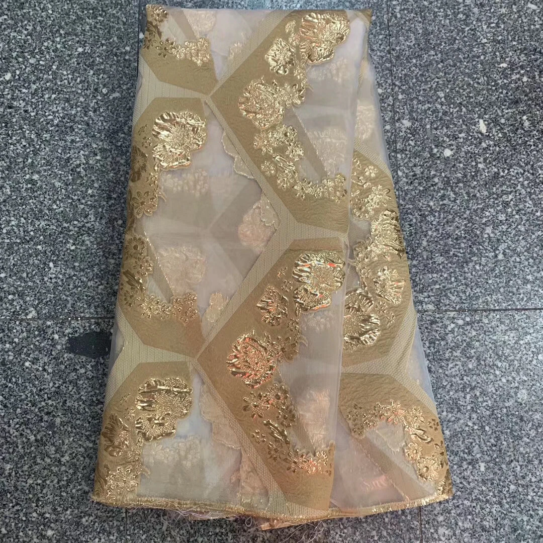 2021 Latest Gold Jacquard Lace Fabric African Brocade Net Lace Fabric Nigerian Bridal Material For Wedding Party Dress LJK20134
2021 Latest Gold Jacquard Lace Fabric African Brocade Net Lace Fabric Nigerian Bridal Material For Wedding Party Dress LJK20134