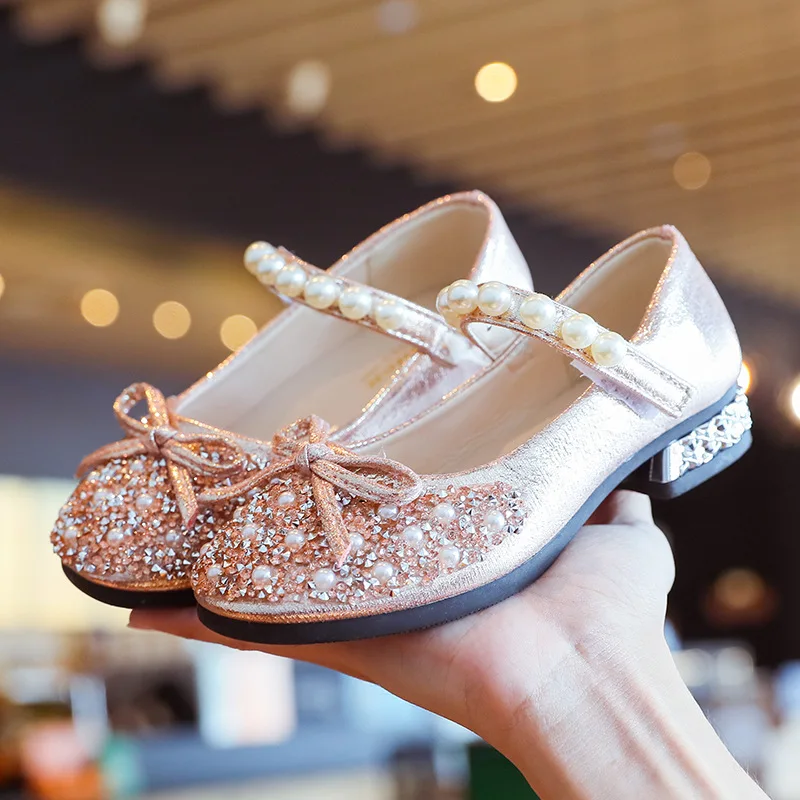 Little Girl Dress Shoes Dance Party School Princess Crystal Beaded Bow Leather Shoe For Children'S Kids 3 5 6 8 9 10 11 12 Year
Little Girl Dress Shoes Dance Party School Princess Crystal Beaded Bow Leather Shoe For Children'S Kids 3 5 6 8 9 10 11 12 Year