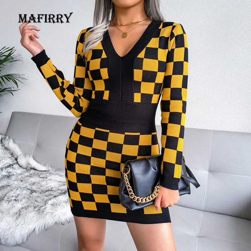 V Neck Plaid Patchwork Women Sheath Dress Femme Vintage Print Slim Long Sleeve Dress Streetwear Spring Autumn Mini Bodycon Dress
V Neck Plaid Patchwork Women Sheath Dress Femme Vintage Print Slim Long Sleeve Dress Streetwear Spring Autumn Mini Bodycon Dress