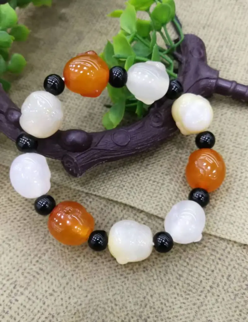 16mm High Quality Chalcedony Bangle Color Rosary Bead Bracelet laugh Buddha Mala Rare
16mm High Quality Chalcedony Bangle Color Rosary Bead Bracelet laugh Buddha Mala Rare