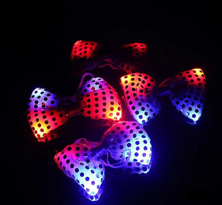 Flashing Light Up Bow Tie Necktie LED Mens Party Lights Sequins Bowtie Glow Props Christmas New Year SN1311
Flashing Light Up Bow Tie Necktie LED Mens Party Lights Sequins Bowtie Glow Props Christmas New Year SN1311