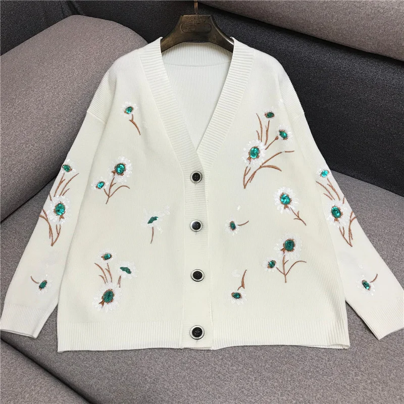 Cardigan Women Single-Breasted V-Neck Embroidery Sequins Flowers Female Knitting Sweaters Autumn Winter Loose Chinese Style
Cardigan Women Single-Breasted V-Neck Embroidery Sequins Flowers Female Knitting Sweaters Autumn Winter Loose Chinese Style