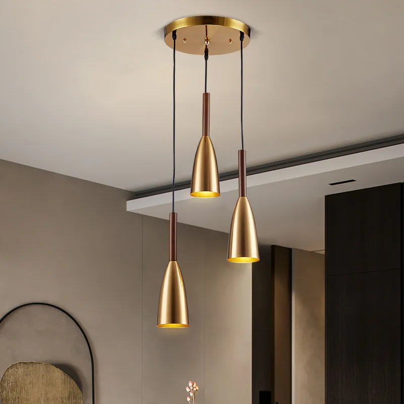 Creative 3 heads restaurant chandelier luxury loft iron bar personality lighting Nordic modern simple restaurant pendant lamp
Creative 3 heads restaurant chandelier luxury loft iron bar personality lighting Nordic modern simple restaurant pendant lamp