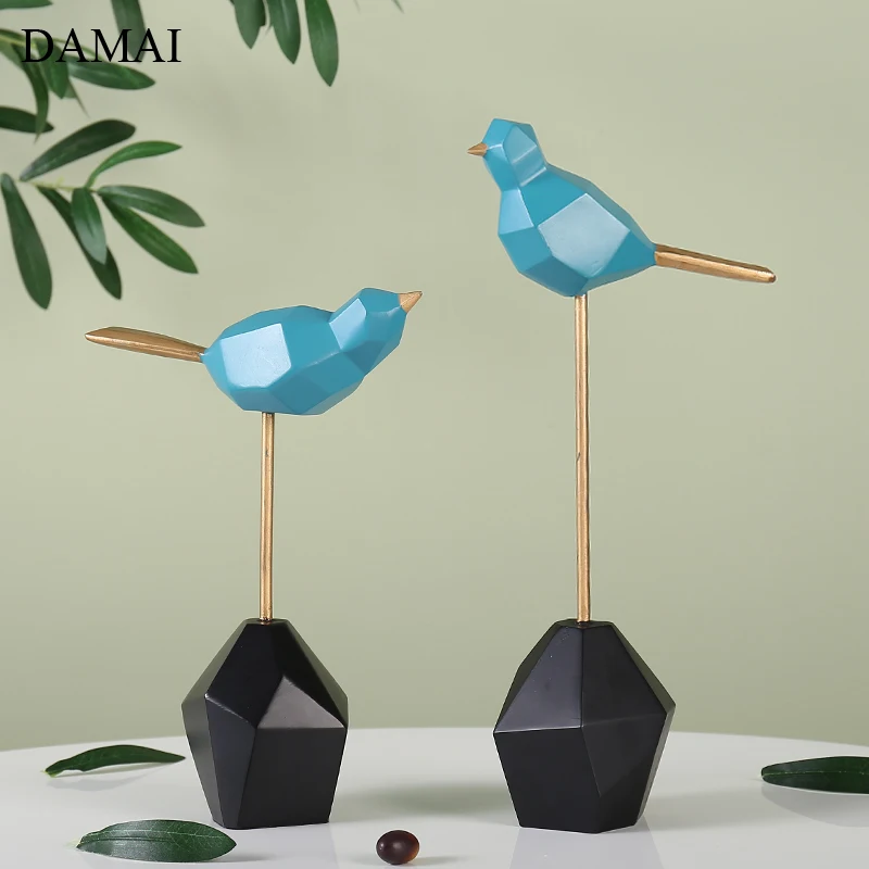 Modern Simplicity Bird Figurine Wine Cooler Decorations Coffee Table Decorative Resin Ornaments Creative Living Room Decoration
Modern Simplicity Bird Figurine Wine Cooler Decorations Coffee Table Decorative Resin Ornaments Creative Living Room Decoration