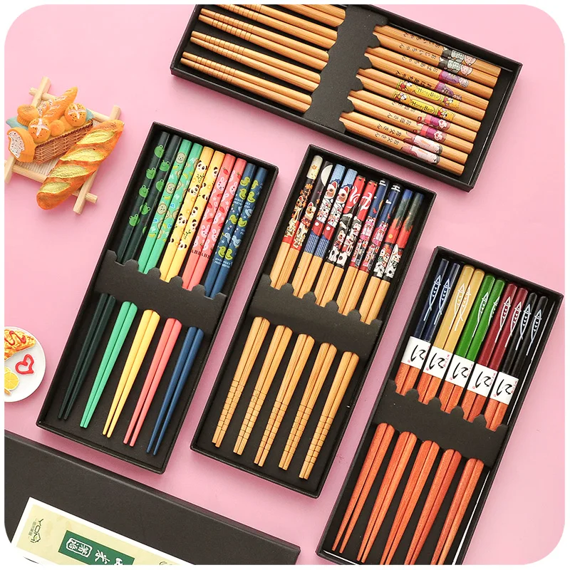 Japanese Style Bamboo Chopsticks Set Solid Wood Home Family Cartoons Lovely Personality Light Luxury Wooden Pointed Chop sticks
Japanese Style Bamboo Chopsticks Set Solid Wood Home Family Cartoons Lovely Personality Light Luxury Wooden Pointed Chop sticks