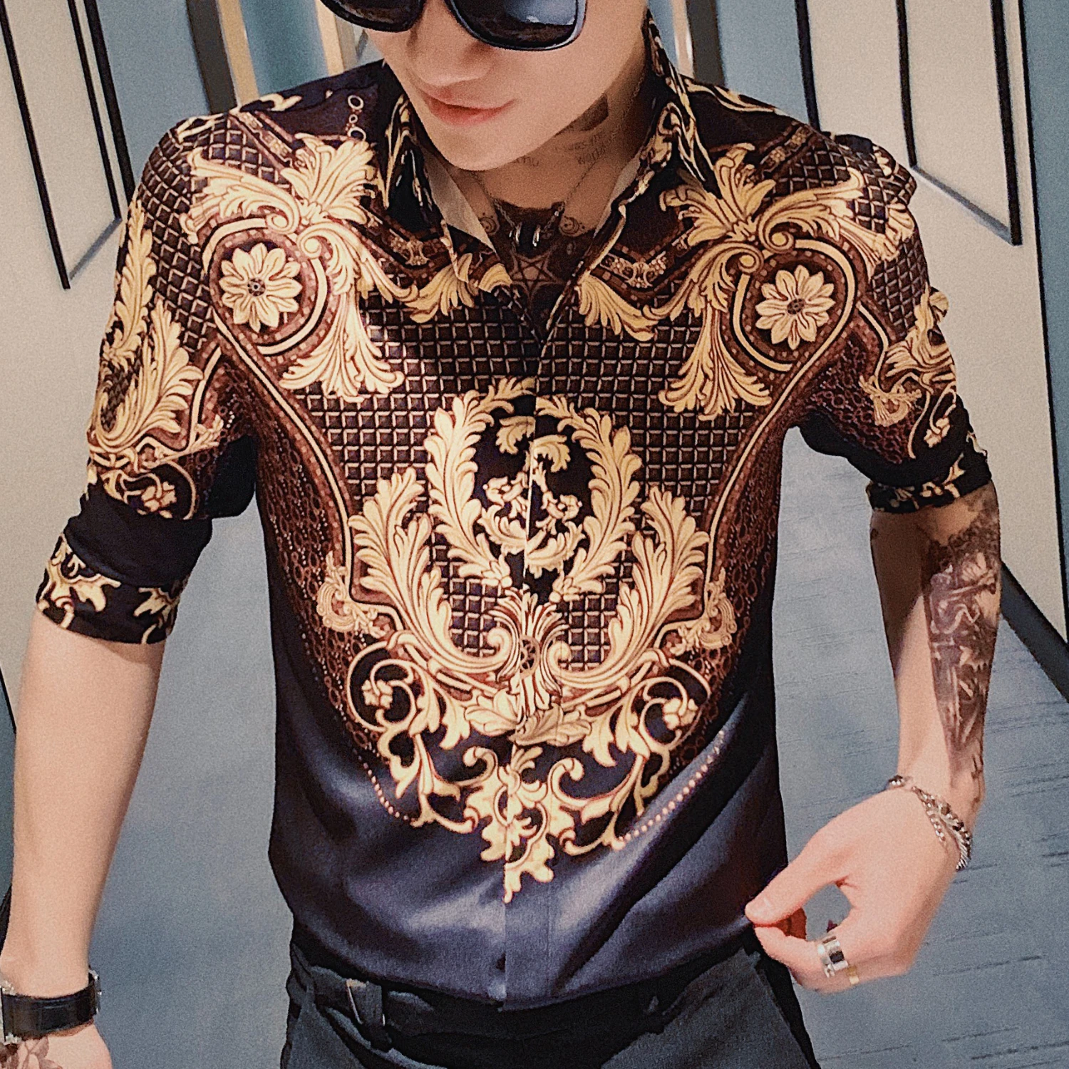 Print Brand Fashion Slim Fit Prom Dress Shirts Mens Short Sleeve 2020 Summer Casual Social Shirts Tuxedo High Quality Men Shirt
Print Brand Fashion Slim Fit Prom Dress Shirts Mens Short Sleeve 2020 Summer Casual Social Shirts Tuxedo High Quality Men Shirt
