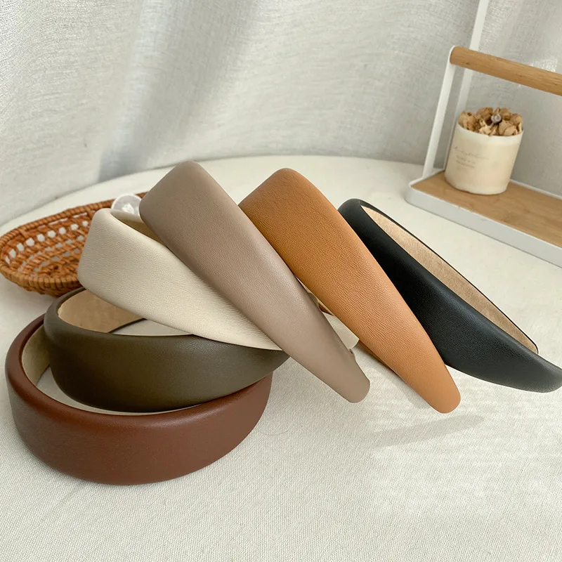 Retro PU Leather Thick Sponge Headbands Hairbands Women Girls Simple Wide Hair Bands Bezel Hair Hoops Fashion Hair Accessories
Retro PU Leather Thick Sponge Headbands Hairbands Women Girls Simple Wide Hair Bands Bezel Hair Hoops Fashion Hair Accessories