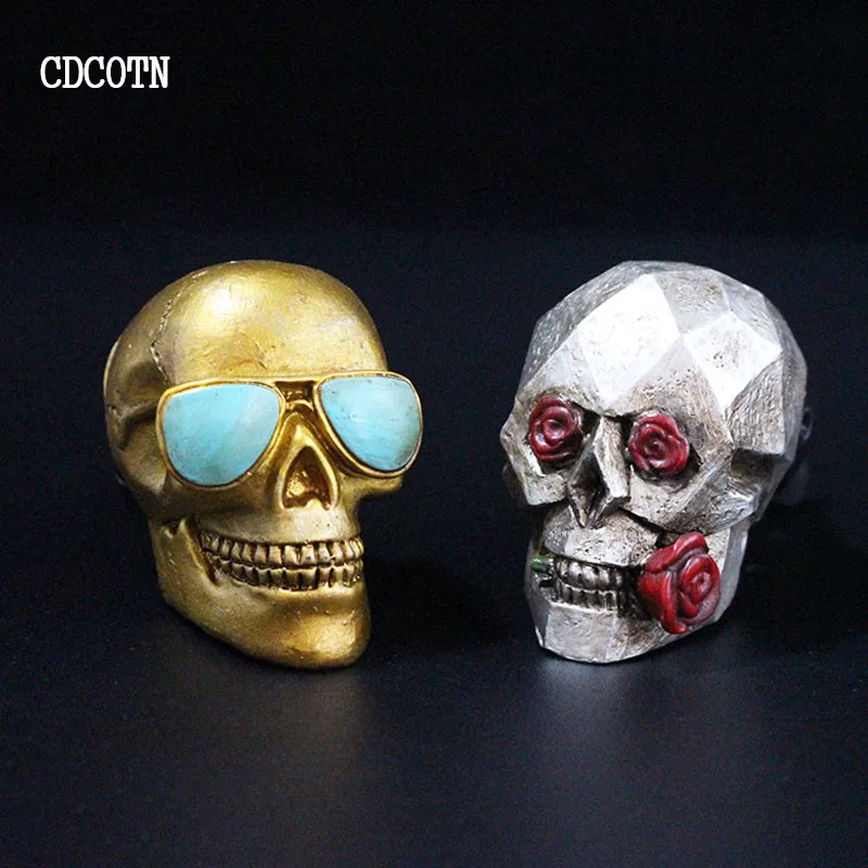 2Pcs/Set Creative Car Air Freshener Resin Skull Auto Air Conditioning Air Outlet Fragrance Clip Car Perfume Ornament Decoration
2Pcs/Set Creative Car Air Freshener Resin Skull Auto Air Conditioning Air Outlet Fragrance Clip Car Perfume Ornament Decoration