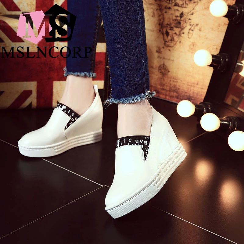 Plus size 34-43 Fashion Wedge Shoes Hidden Heels Women's Elevator Shoes Platform Casual Shoes For Women Slip-On Wedge Black gray
Plus size 34-43 Fashion Wedge Shoes Hidden Heels Women's Elevator Shoes Platform Casual Shoes For Women Slip-On Wedge Black gray