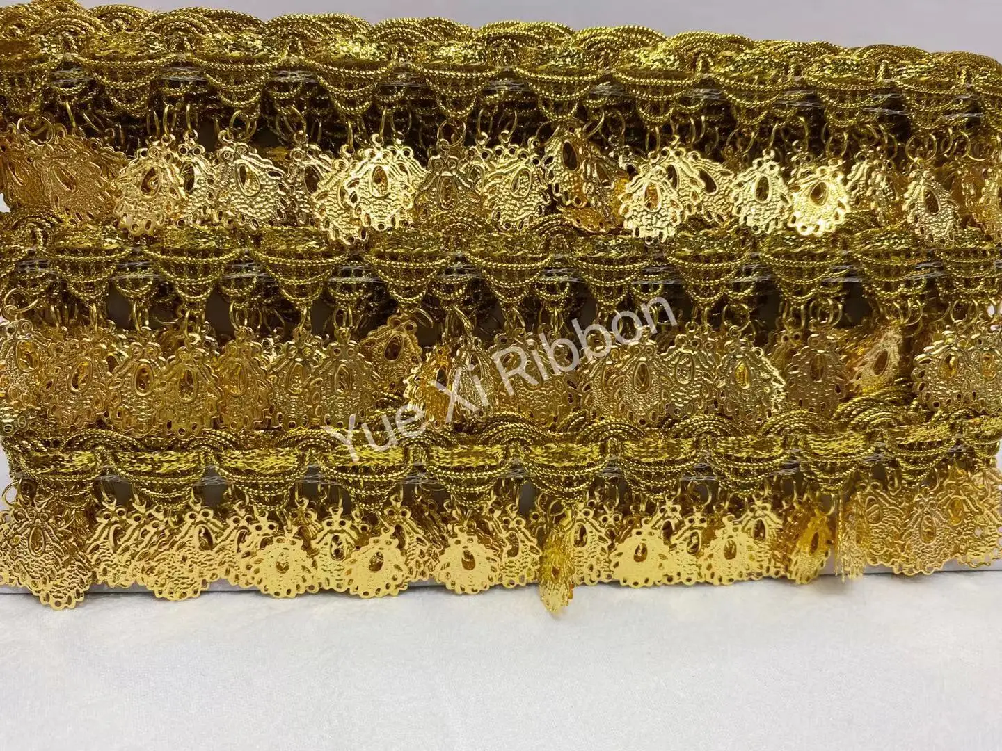 5yards 40mm Unique Gold Lace Trims Wedding Lace Fabric DIY Fringe Paillette Sequins Tassel Ribbon Apparel Sewing & Fabric
5yards 40mm Unique Gold Lace Trims Wedding Lace Fabric DIY Fringe Paillette Sequins Tassel Ribbon Apparel Sewing & Fabric