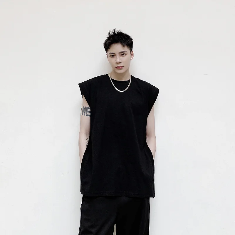 Men's Sleeveless T-Shirt Summer New Round Collar Simple Fashion Popular Side Slit Leisure Large Size Vest
Men's Sleeveless T-Shirt Summer New Round Collar Simple Fashion Popular Side Slit Leisure Large Size Vest