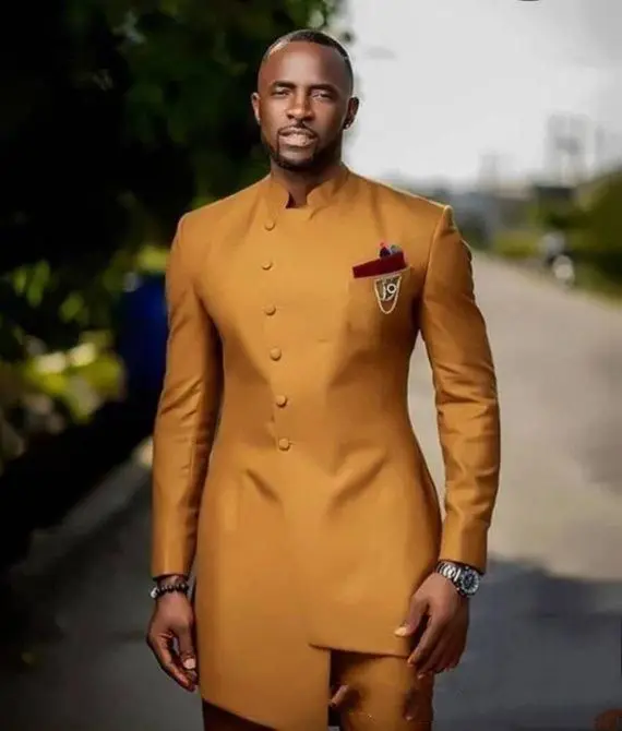 Gold Stand Collar Mens Suits Serge Wedding Groom Suits terno masculino Prom Suits Slim Fit Two Pieces Jacket+Pant High Quality
Gold Stand Collar Mens Suits Serge Wedding Groom Suits terno masculino Prom Suits Slim Fit Two Pieces Jacket+Pant High Quality