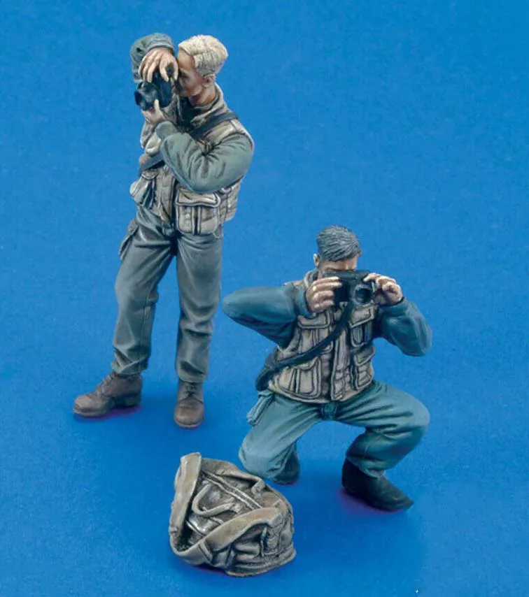 Unassambled 1/35 древних стенд фотографы (2 цифры) статуэтка в виде набор миниатюрных моделей Неокрашенный
Unassambled 1/35 древних стенд фотографы (2 цифры) статуэтка в виде набор миниатюрных моделей Неокрашенный