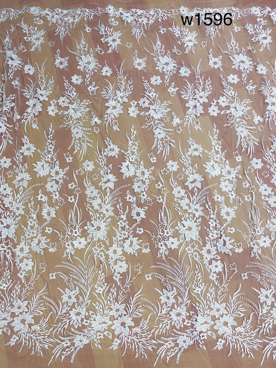Fashion bridal African Net Lace Embroidered Lace Fabric For Wedding dress 10 yards/Lot
Fashion bridal African Net Lace Embroidered Lace Fabric For Wedding dress 10 yards/Lot