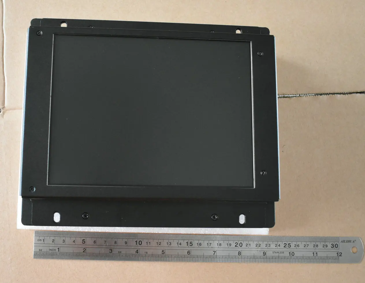 A61L-0001-0086 MDT-947 compatible LCD display 9 inch for CNC machine replace CRT monitor
A61L-0001-0086 MDT-947 compatible LCD display 9 inch for CNC machine replace CRT monitor