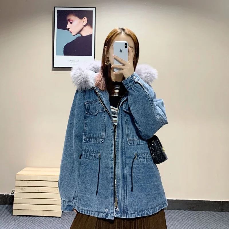 Fox Winter Fur Collar Rabbit Fur Inner Denim Coat Female Casual Loose Fit Thicken Warm Hooded Outwear Blue Black Streetwear
Fox Winter Fur Collar Rabbit Fur Inner Denim Coat Female Casual Loose Fit Thicken Warm Hooded Outwear Blue Black Streetwear
