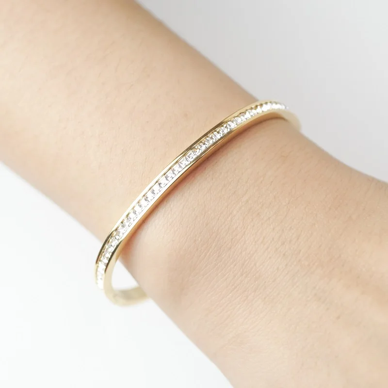 Luxury Square Crystal Stainless Steel Bangles Bracelets For Women Friends Gifts Fashion Cuff Bangle Couple Wedding Party Jewelry
Luxury Square Crystal Stainless Steel Bangles Bracelets For Women Friends Gifts Fashion Cuff Bangle Couple Wedding Party Jewelry