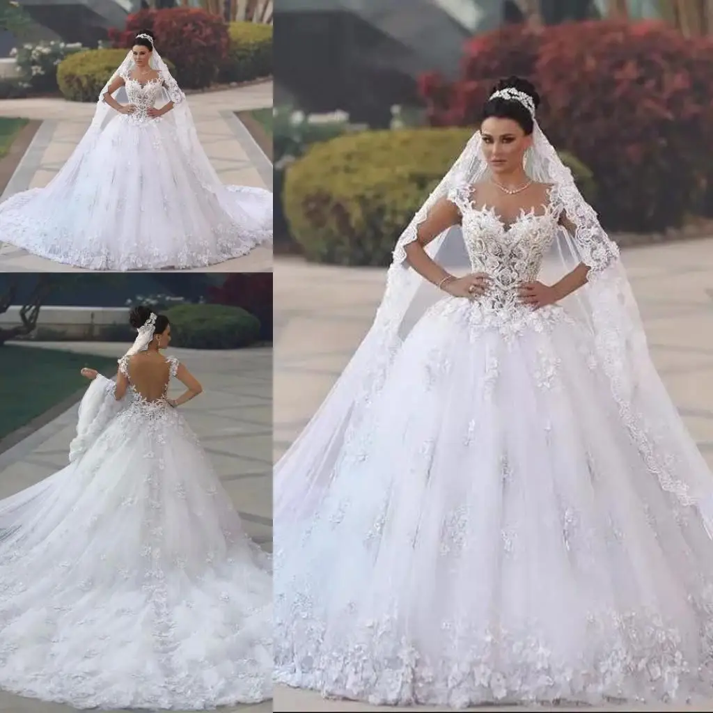 Middle East Arabic Ball Wedding Dresses Cap Sleeves Sweetheart Backless Vintage Lace Appliques Princess Bridal Gowns
Middle East Arabic Ball Wedding Dresses Cap Sleeves Sweetheart Backless Vintage Lace Appliques Princess Bridal Gowns