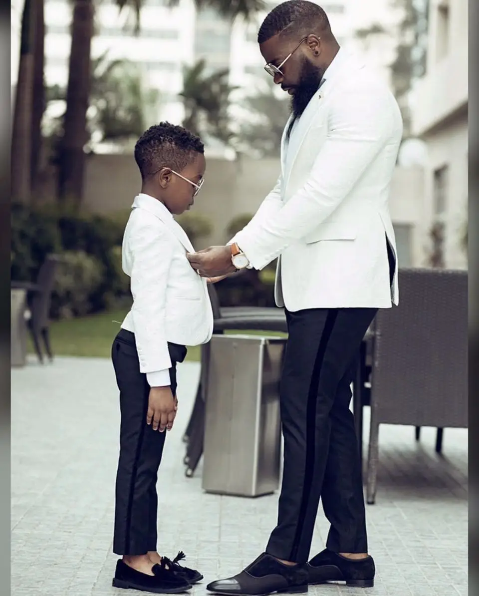 Wedding Boy Suits And Men Suits Costume Homme 2 Pieces Slim Fit Groom Prom Tuxedos Blazer Masculino Men's Suits (Jacket+Pant)
Wedding Boy Suits And Men Suits Costume Homme 2 Pieces Slim Fit Groom Prom Tuxedos Blazer Masculino Men's Suits (Jacket+Pant)