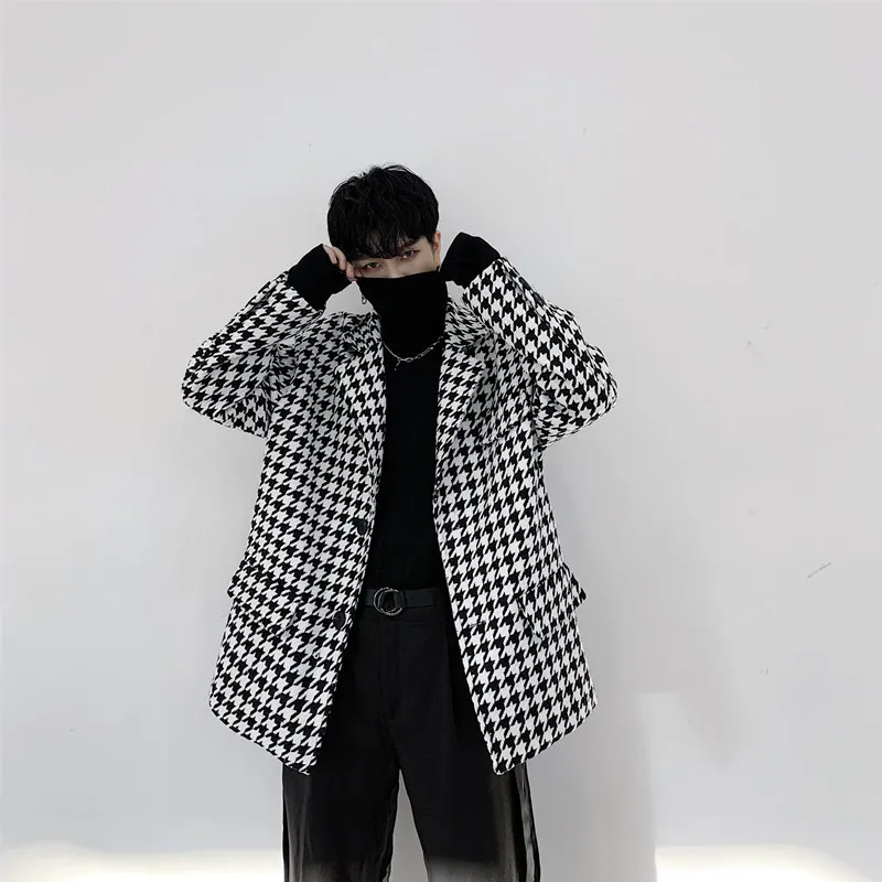 Men Loose Black White Plaid Casual Suit Jacket Male Women Vintage Streetwear Hip Hop Blazer Coat Outerwear Terno Masculino
Men Loose Black White Plaid Casual Suit Jacket Male Women Vintage Streetwear Hip Hop Blazer Coat Outerwear Terno Masculino