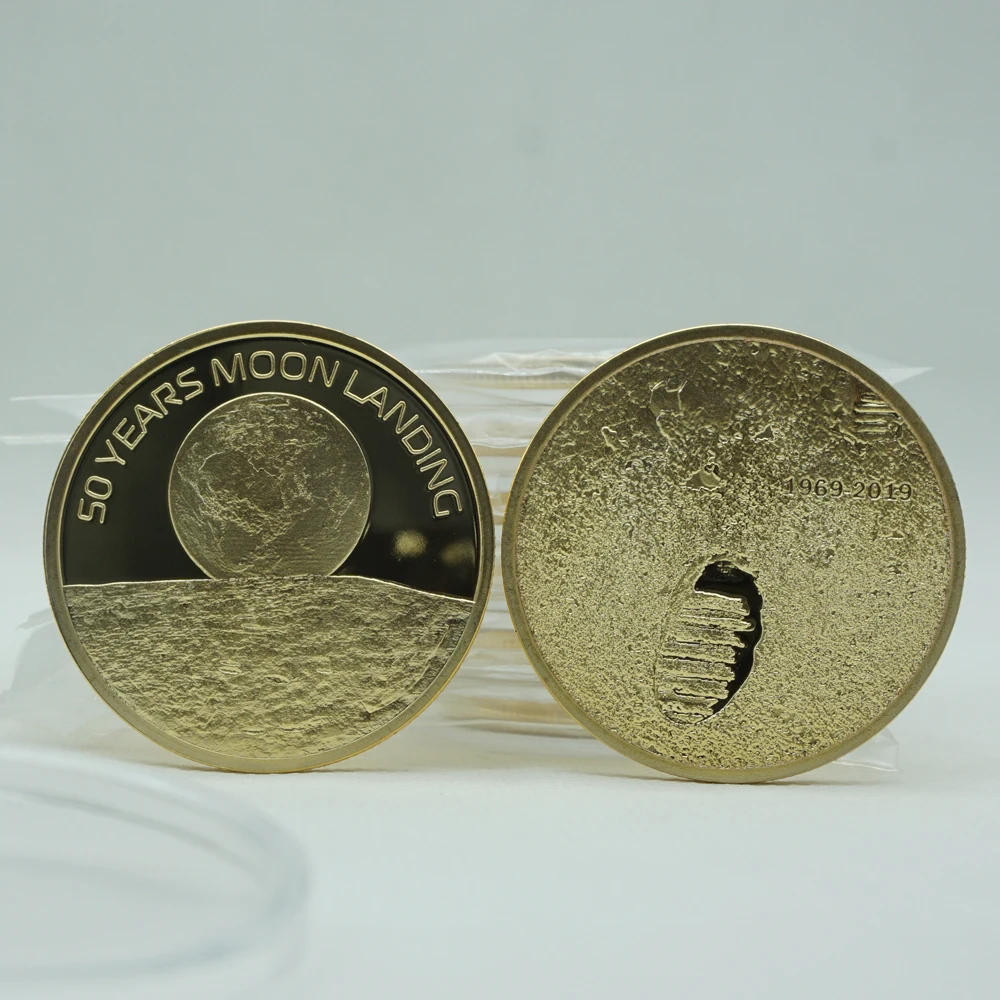 Позолоченная монета Американ Аполло для Земли до Луны первый шаг свобода монеты 50 лет посадка Луны Сувенирный значок
Позолоченная монета Американ Аполло для Земли до Луны первый шаг свобода монеты 50 лет посадка Луны Сувенирный значок