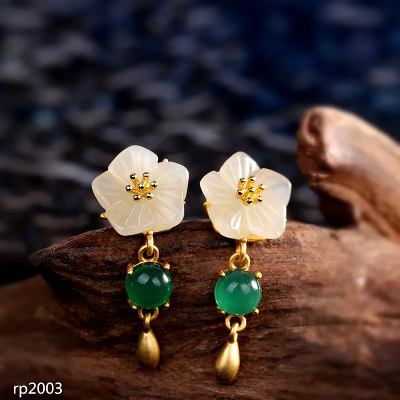 KJJEAXCMY Fine Jewelry S925 Sterling Silver Gold Plated Women's Flower Hetian Jade Earrings
KJJEAXCMY Fine Jewelry S925 Sterling Silver Gold Plated Women's Flower Hetian Jade Earrings