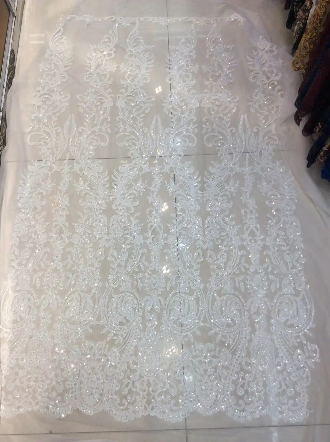 Lace Fabric sequins Fashion African Lace Fabric Tulle SYJ-5686810 African French Lace Fabric High Quality
Lace Fabric sequins Fashion African Lace Fabric Tulle SYJ-5686810 African French Lace Fabric High Quality