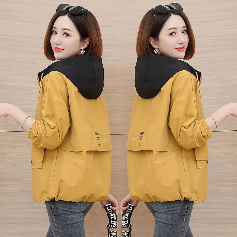 Women Short Windbreaker Coat NiceS pring Autumn Korean Loose Casual Hooded Jacket Ladies Windbreaker Top Basic Plus Size Outwear
Women Short Windbreaker Coat NiceS pring Autumn Korean Loose Casual Hooded Jacket Ladies Windbreaker Top Basic Plus Size Outwear