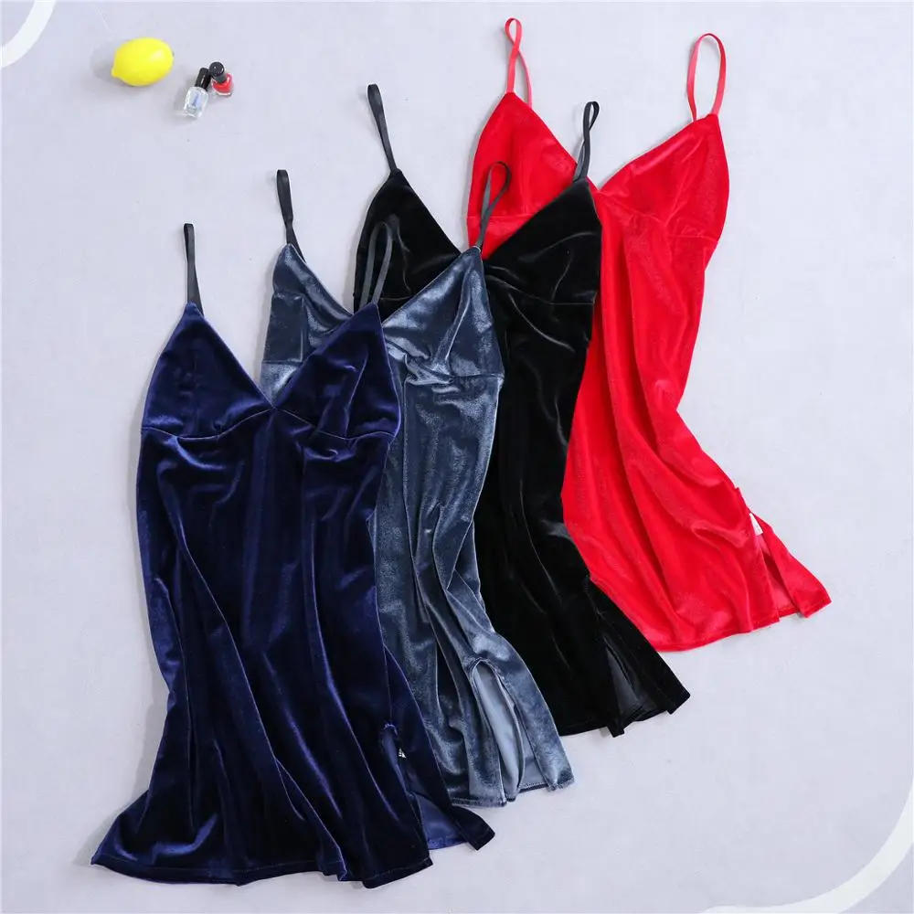 Autumn/winter golden velvet v-neck sexy halter nightgown with thick velvet split dress a-line top dress casual home clothing
Autumn/winter golden velvet v-neck sexy halter nightgown with thick velvet split dress a-line top dress casual home clothing