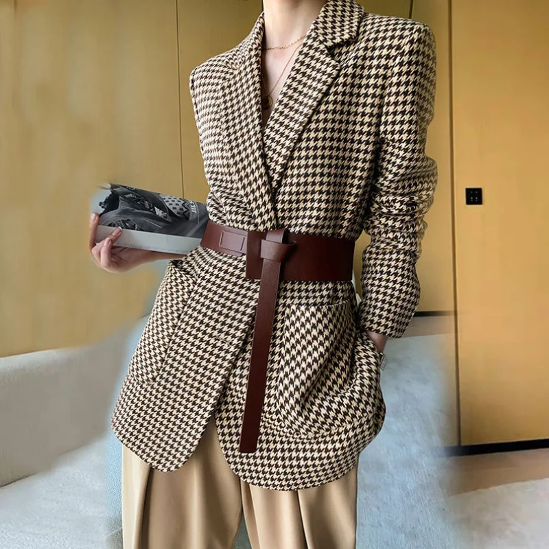New Fashion Plaid Blazer Coat Women Winter Thick Warm All-match Suit Outerwear with Belt
New Fashion Plaid Blazer Coat Women Winter Thick Warm All-match Suit Outerwear with Belt