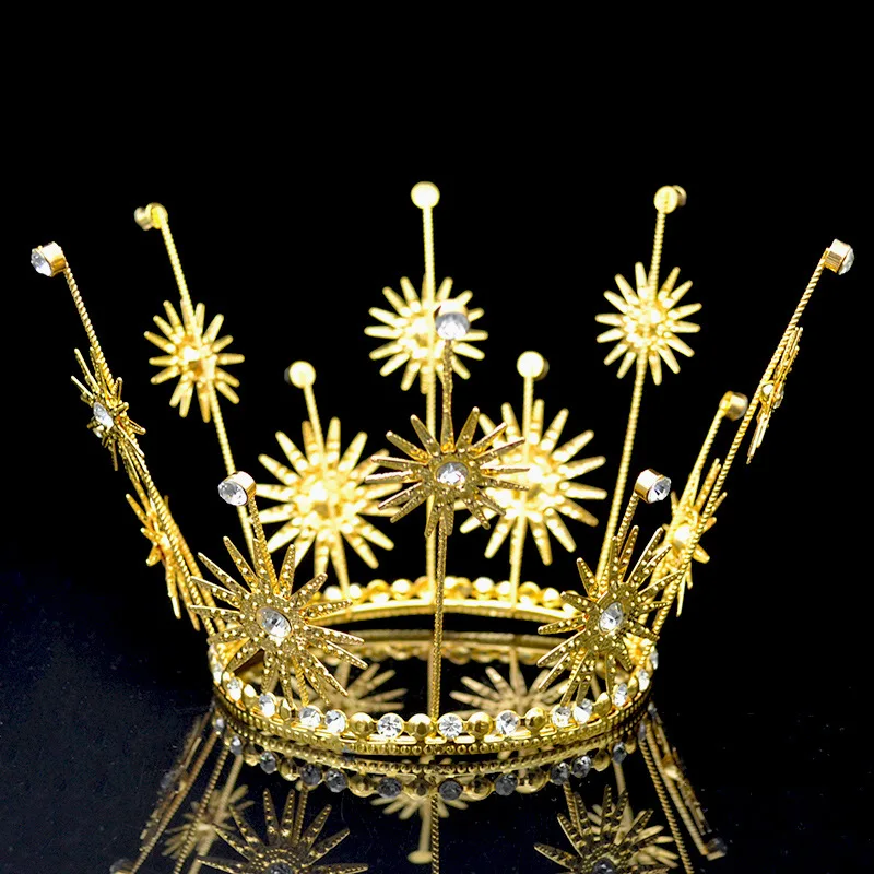 New Birthday Crown Cake Decoration Baking Ornaments Wrought Iron Sun Flower Golden Round Headdress Adult Children's Crown
New Birthday Crown Cake Decoration Baking Ornaments Wrought Iron Sun Flower Golden Round Headdress Adult Children's Crown